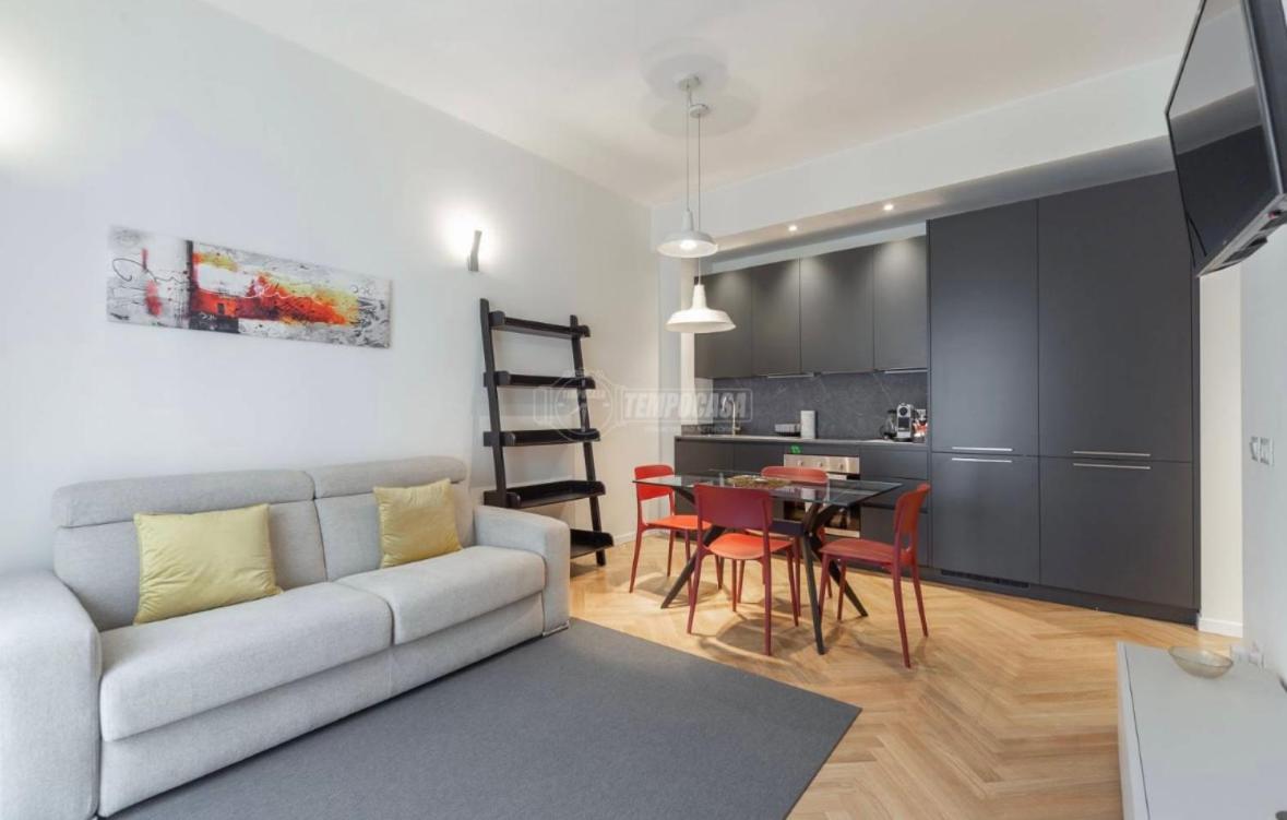 Milano: Incantevole Appartamento In Pieno Centro - Fancy Yellow Apartments المظهر الخارجي الصورة